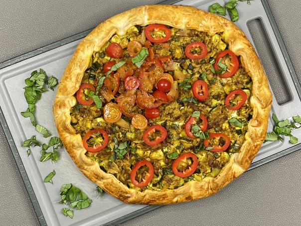 Galette med squash, tun og karry